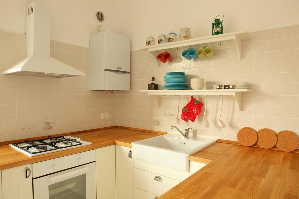 Summer And Winter Apartment Pescara Habitación foto